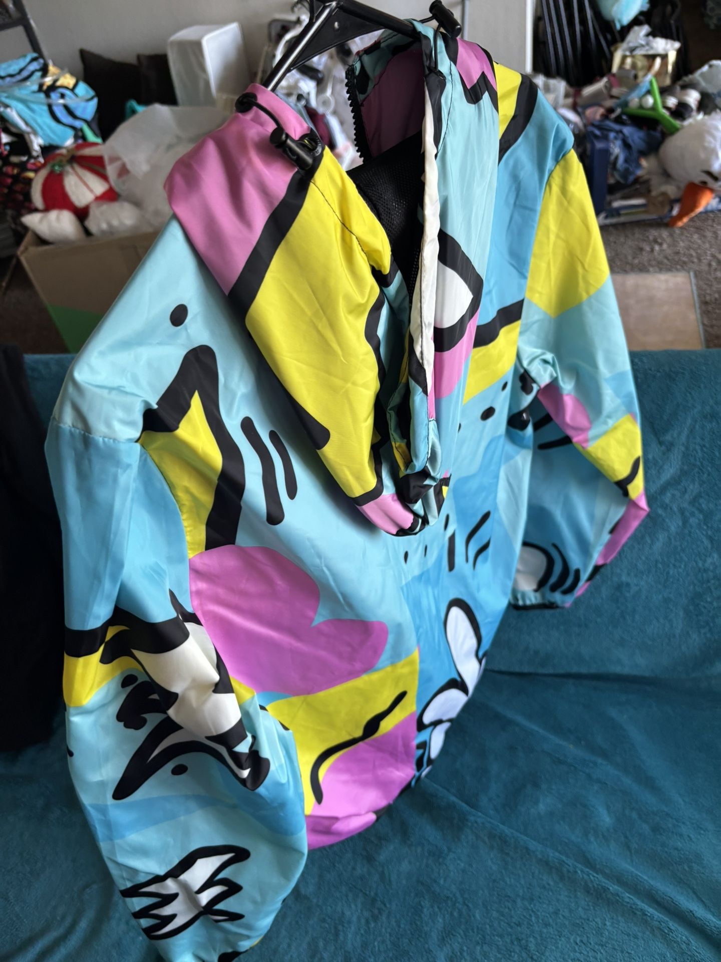 Windbreaker Adult Small $15