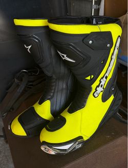 Alpinestars boots