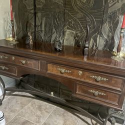 Real Wood Buffet/cabinet In Excellent Condition 