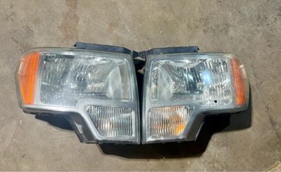 Ford F-150 head lights