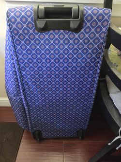 Ladies Luggage lightweight  with wheels