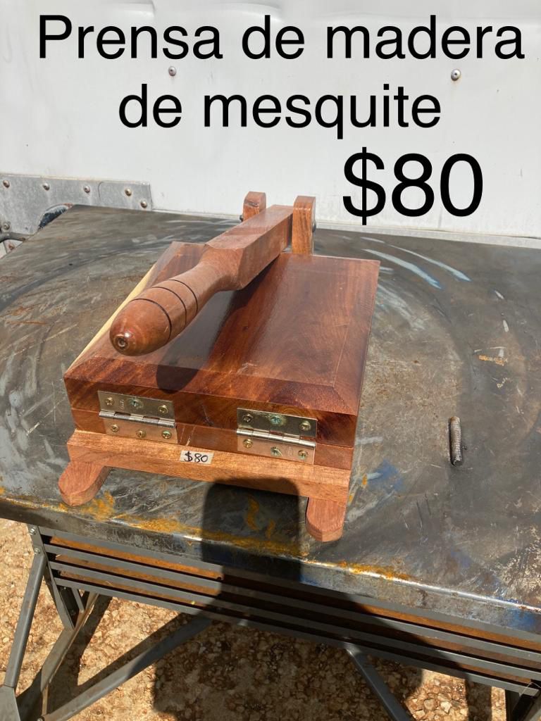 Tortiadoras De Madera De Mezquite Y Metal 