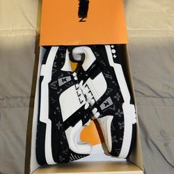 Louis Vuitton Trainers 