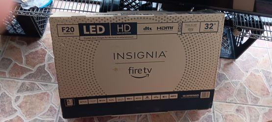 New Insignia 32"TV and Sound Bar