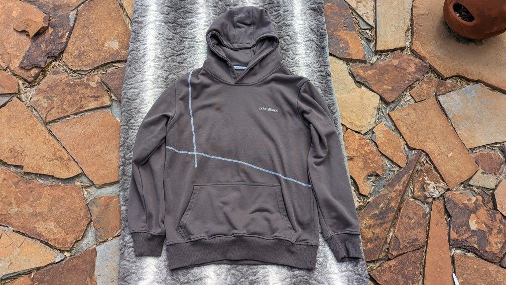 Privé Crossover Hoodie Men's XL EXCELLENT condition.