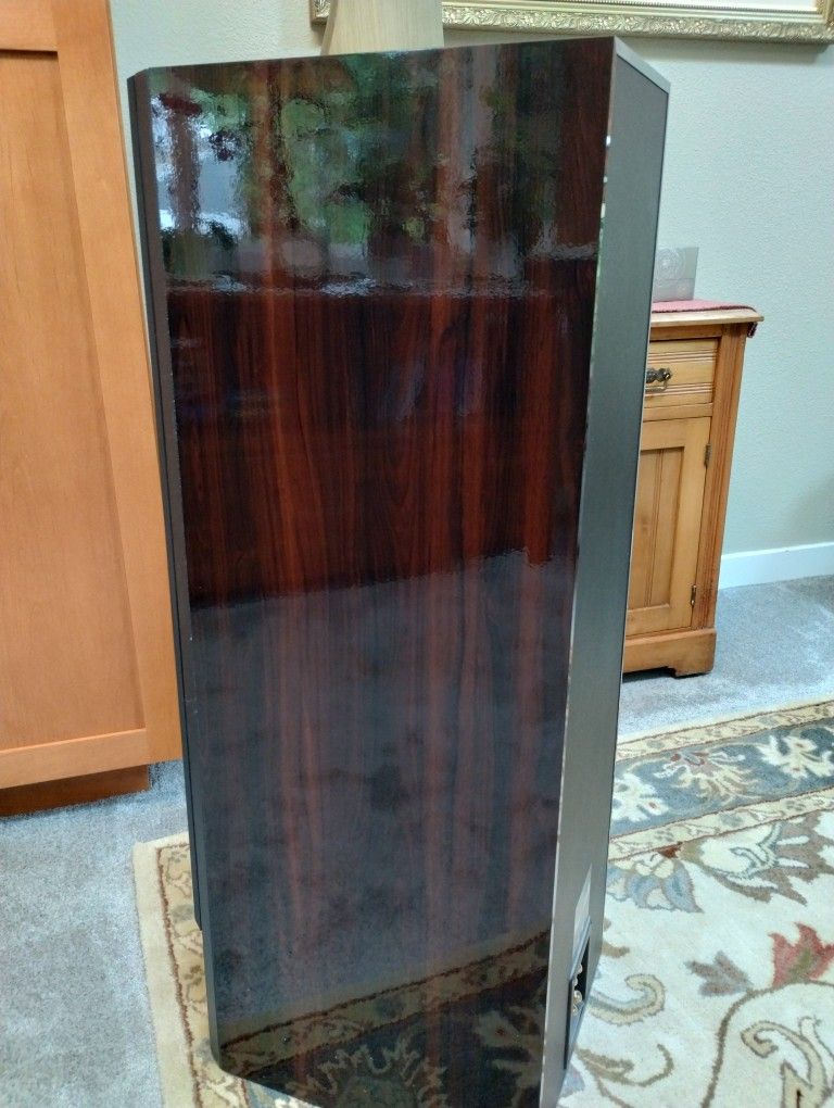 Complete Surround Sound System. Polk Audio LS70 Tower Speakers