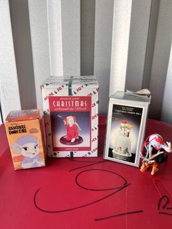 Assorted Christmas Items