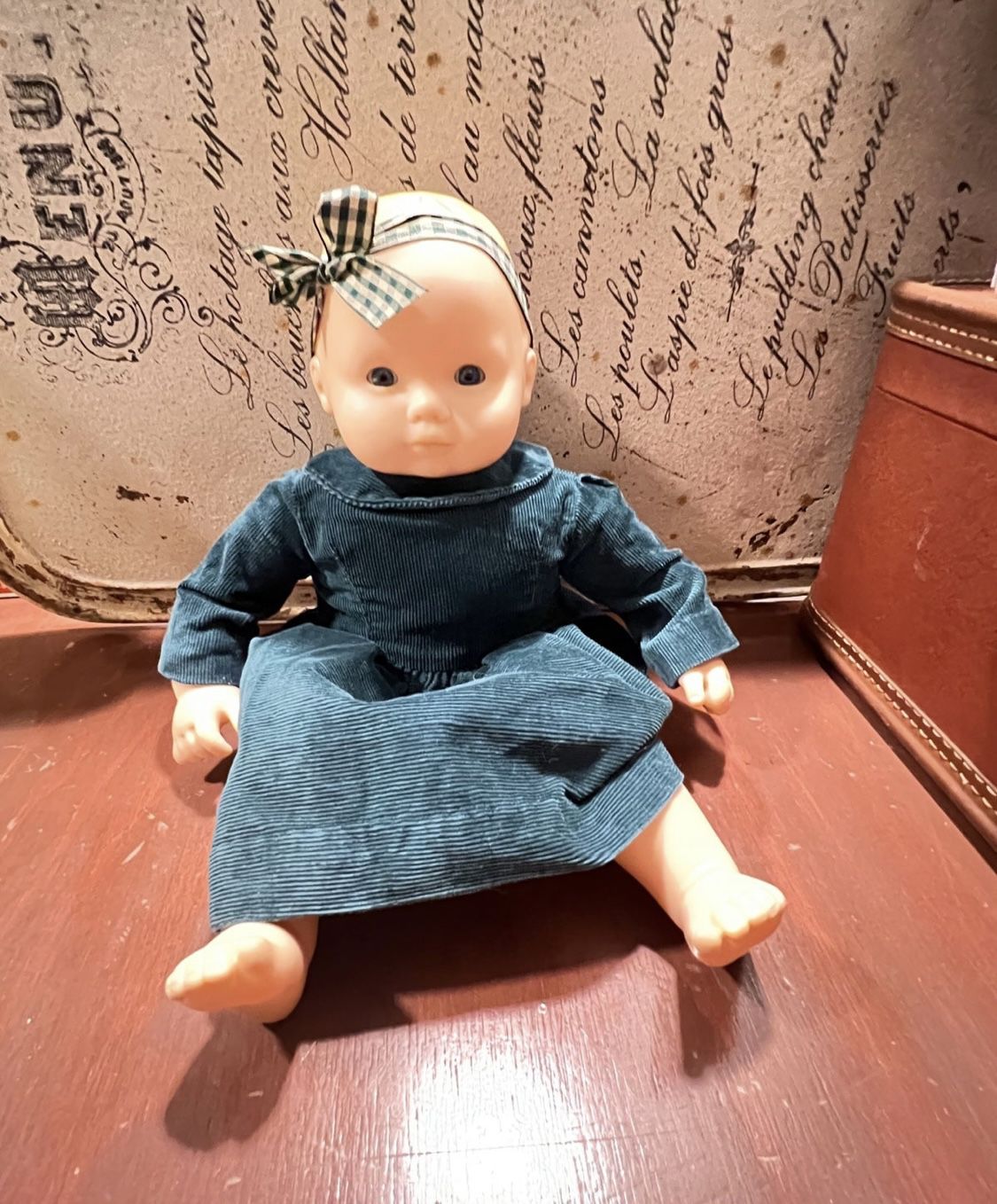 Bitty baby American girl  His head is percussed, fair details in photos