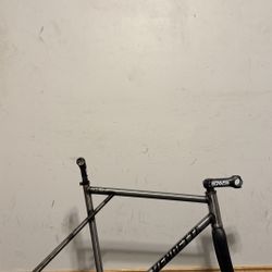 Vendetta Triplet Frameset