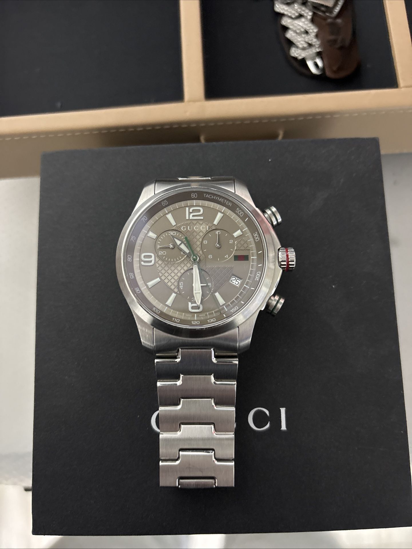 Gucci Men’s Watch (Authentic) Quartz