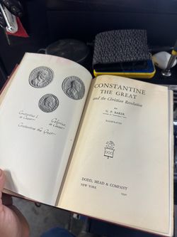 Box full of books from the early 1900s great condition there's over 20 books in the box ,make me an offer