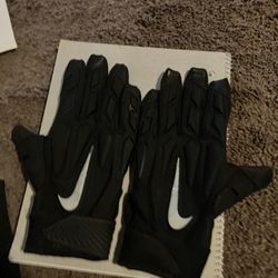 nike lineman gloves 
