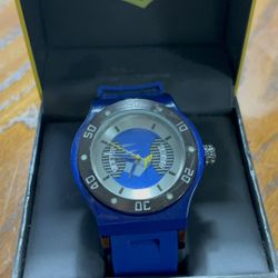 New Mens Everlast Brand Blue Rubber Strap Wristwatch. Needs New Battery.