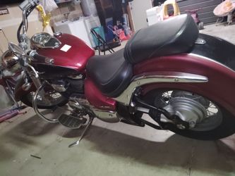 Suzuki Boulevard C50 Cruiser Motorcycle