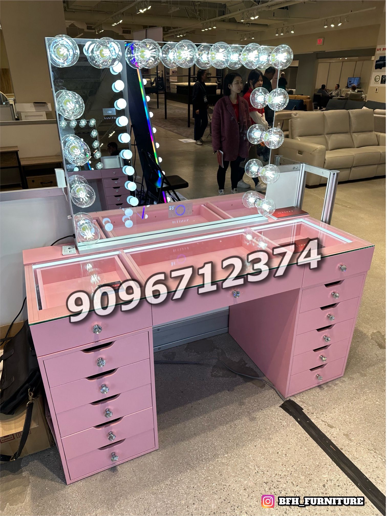 Complete Vanity Set W. Hollywood Mirror