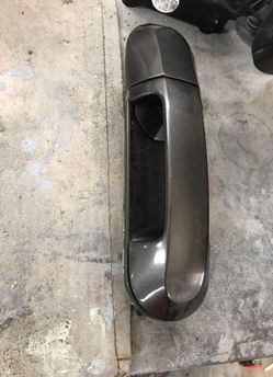 04 explorer right side door handle