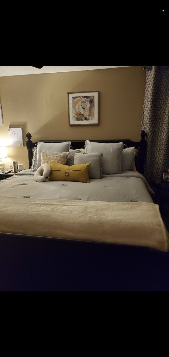 King Bedroom Set