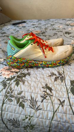 Brooks Adrenaline GTS 22 Limited Edition Confetti Running Shoes Men’s Size 12