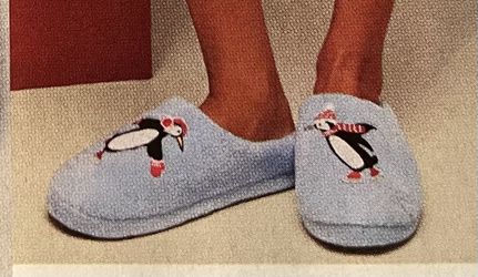 Slippers / blue penguin NEW 