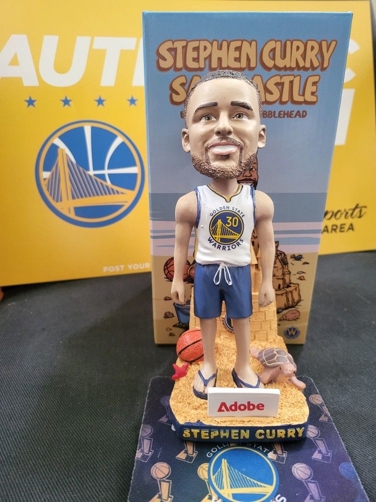Stephen Curry bobblehead