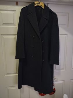 London Fog Overcoat Men's 38 Reg. 100% Wool