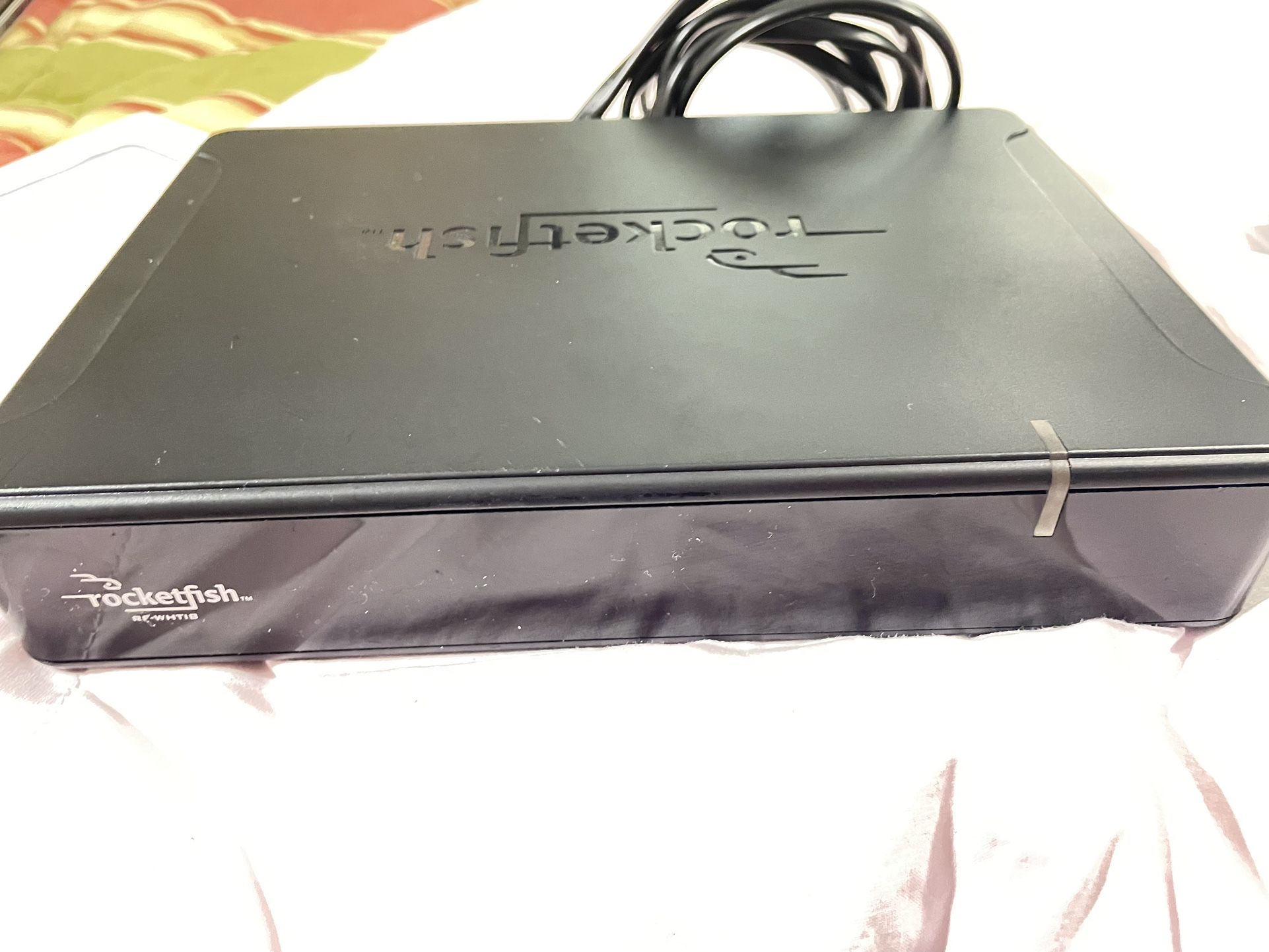 RocketFish RF-WHTIB Wireless Rear Speaker Kit Receiver w/Power Cord