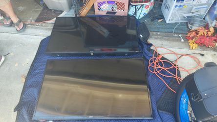 (2) 50 inch tvs