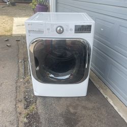 LG Electric Dryer