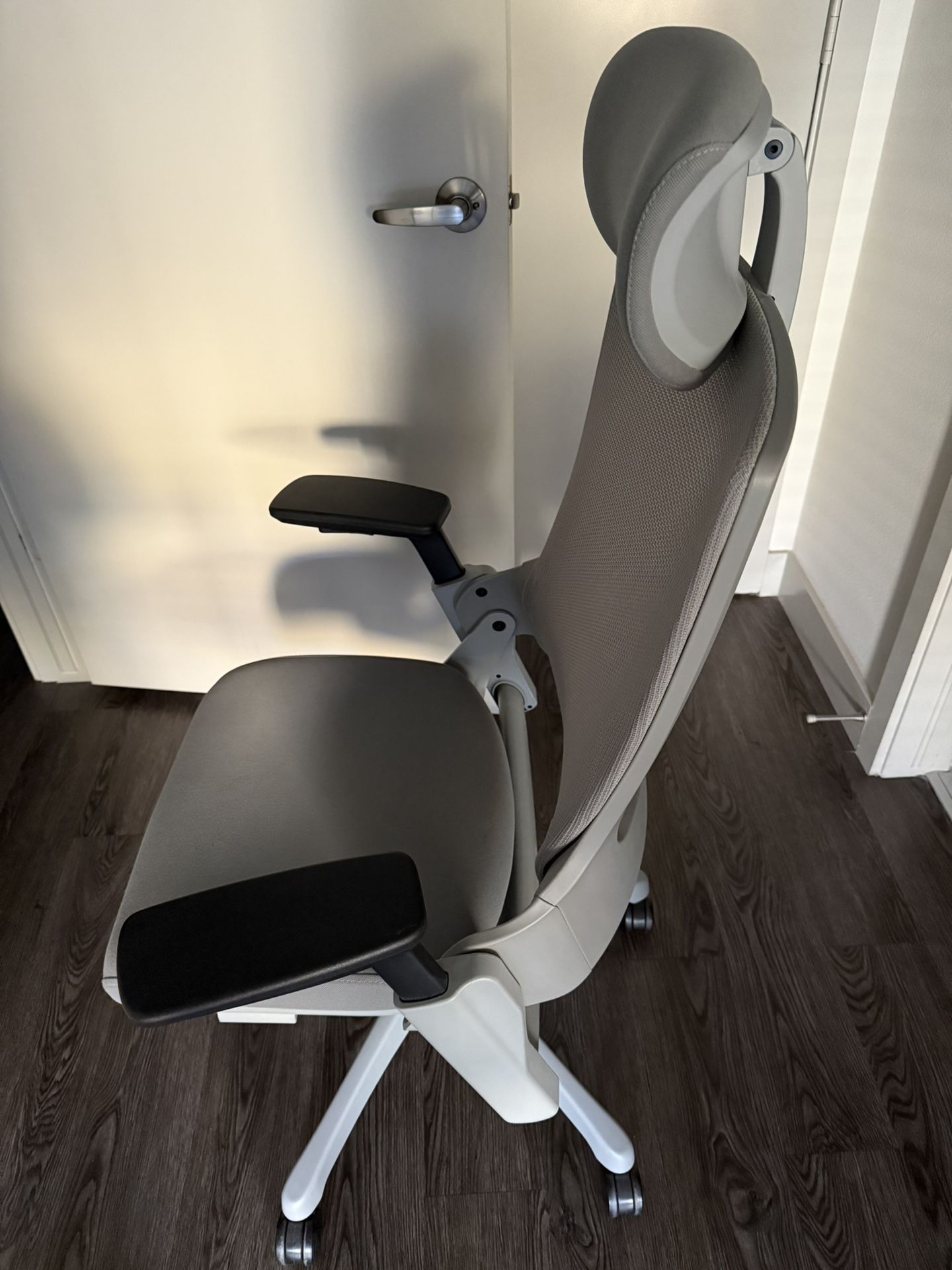 Grey Mesh Office Chair