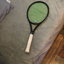 Diadem Nova Tennis Racket