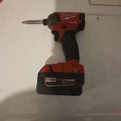 Milwaukee Impact Drill 