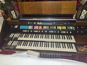 Church organ and speaker