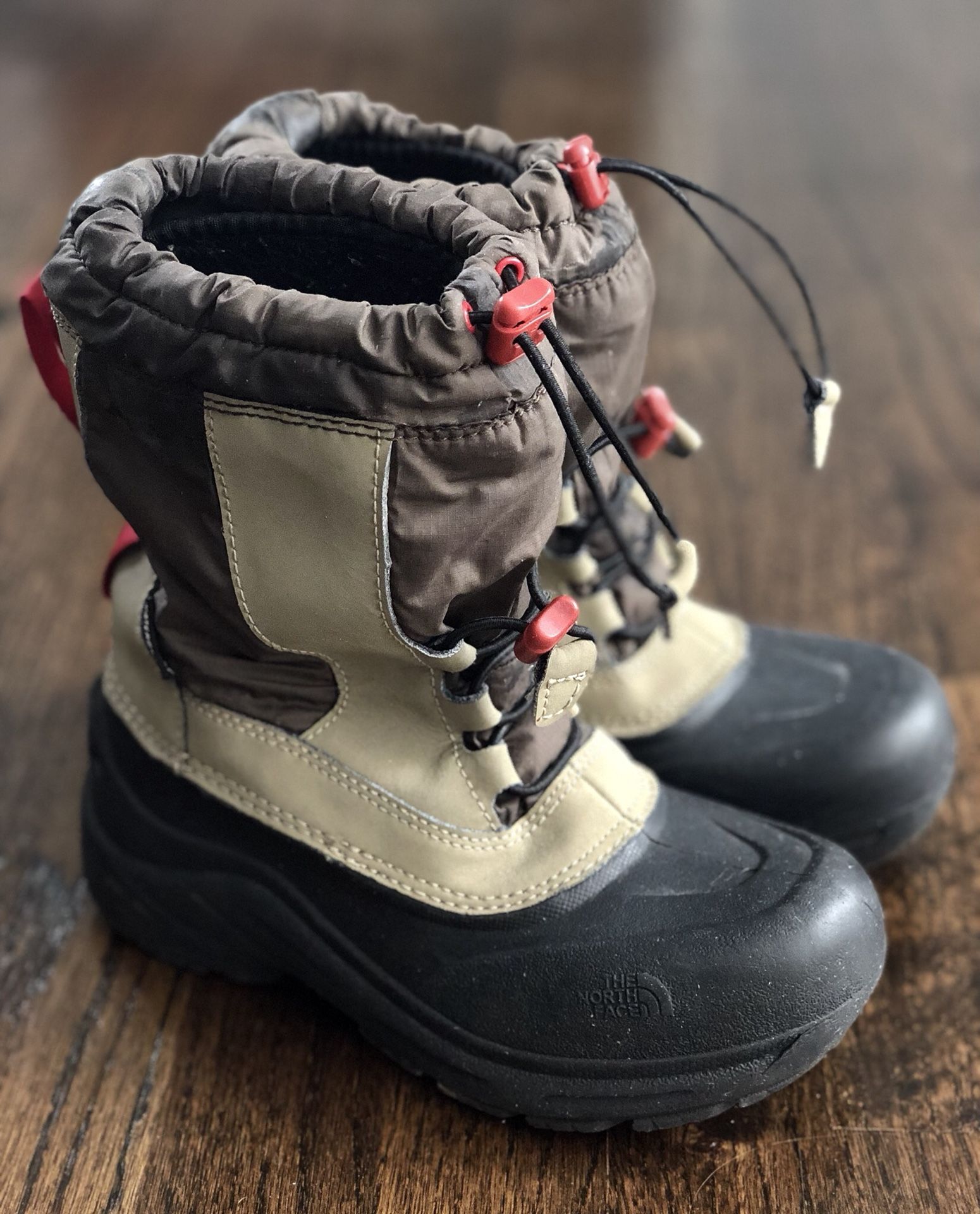 NORTH FACE black tan red winter insulated waterproof snow boots removable inserts - Size 2 Kids