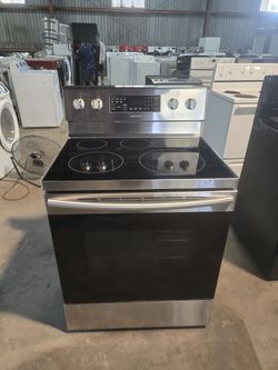 Electric Stove 🚚 FREE DELIVERY AND INSTALLATION 😎
