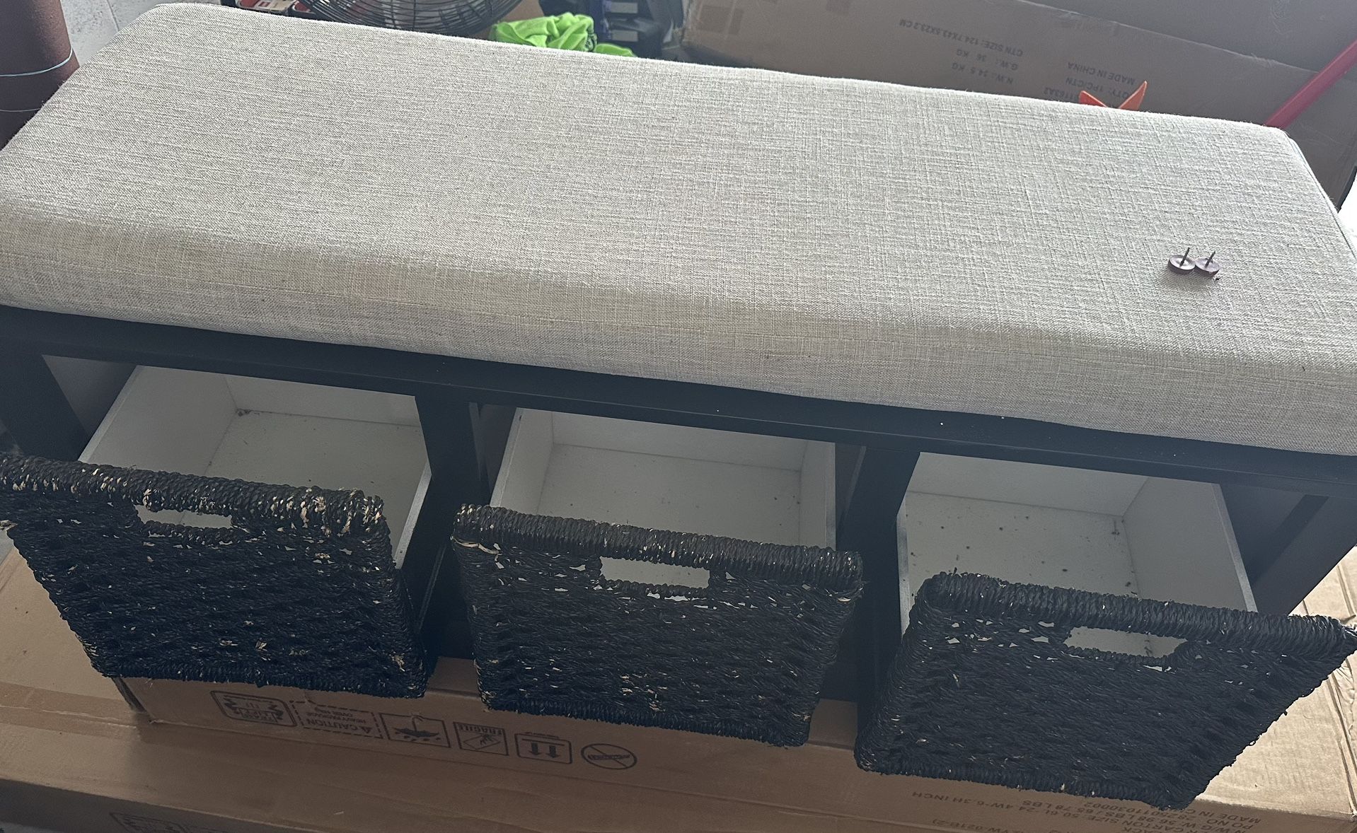 PICK UP ONLY!!!! Entrance Or Hallway Bench With Storage