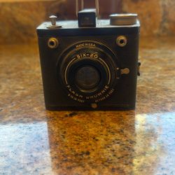 Kodak Brownie Flash Six-20 camera
