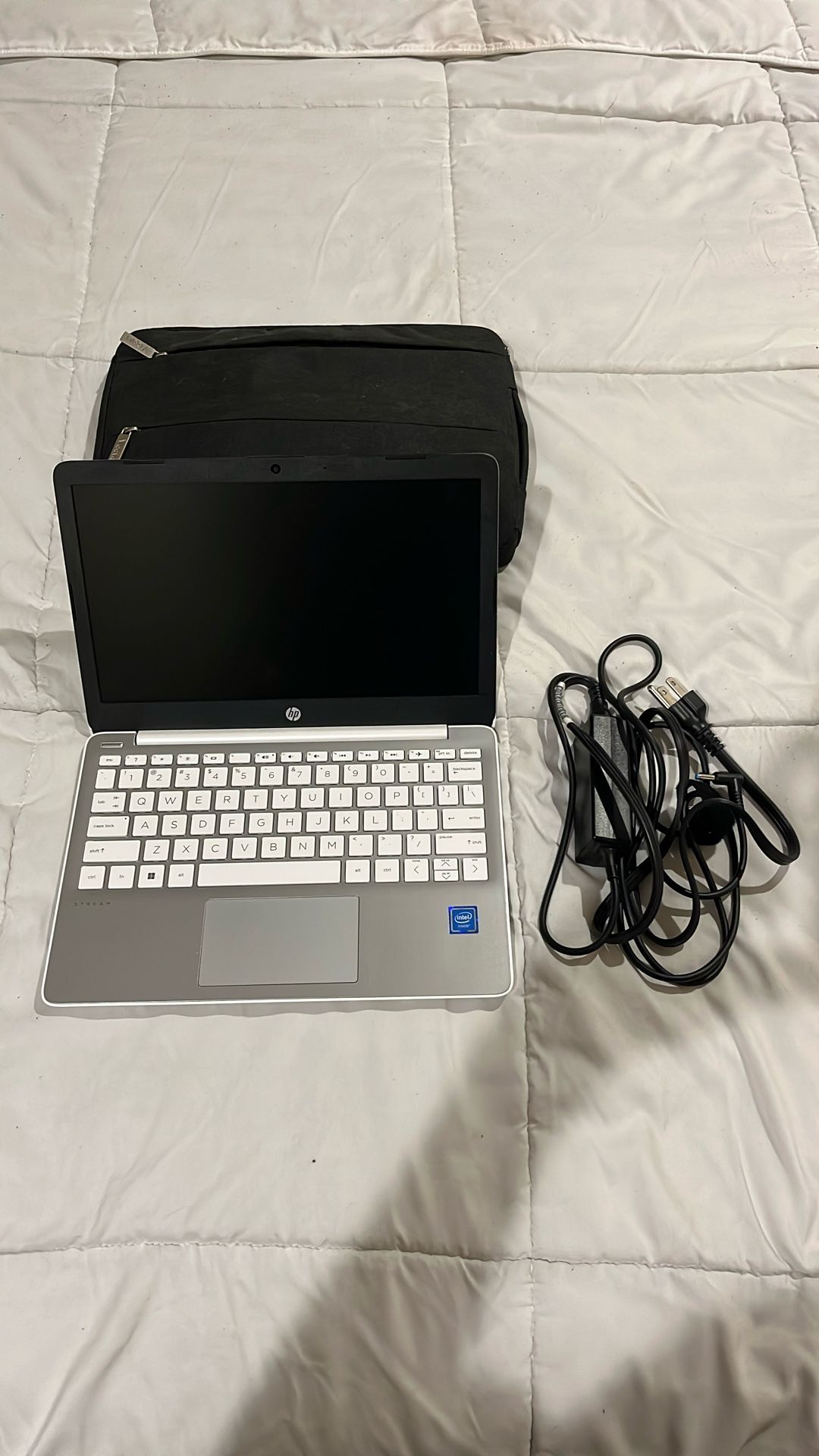 LAPTOP HP STREAM 11