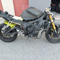 Parting Out  02/03 R1 03/05 R6 07zx6r 03/05 CBR 600rr