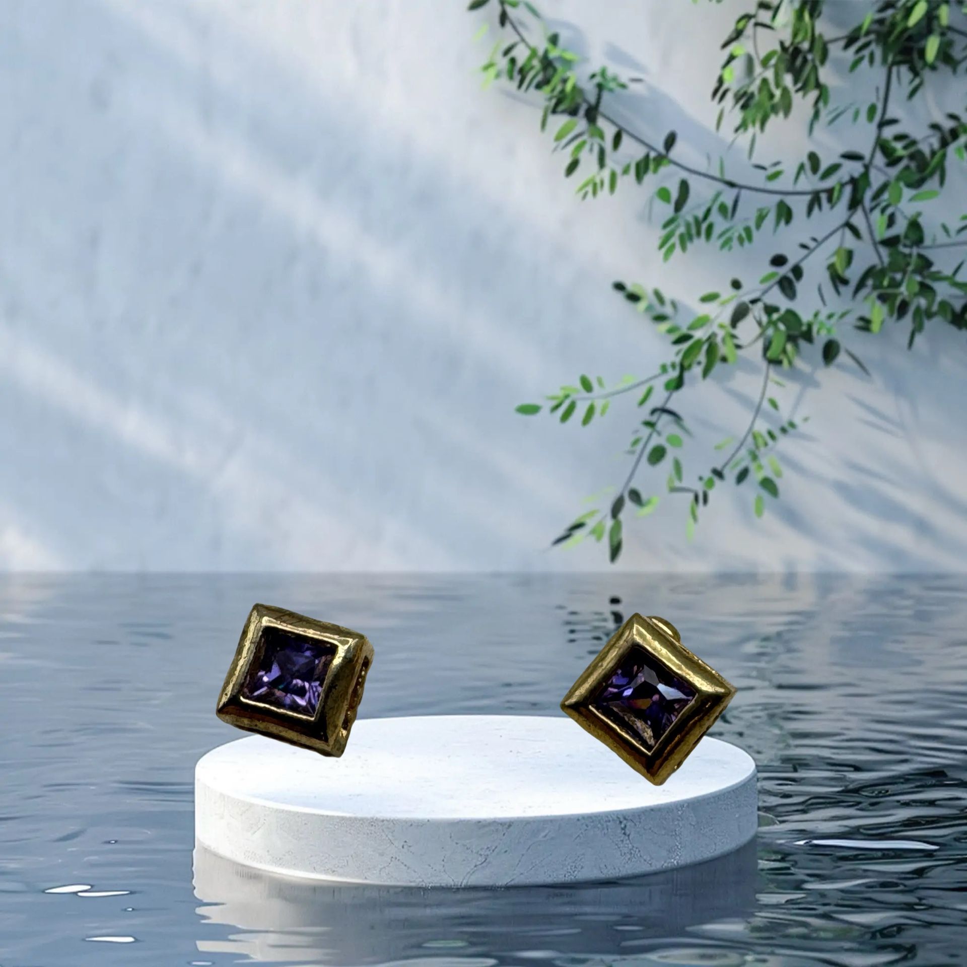 New Gold Tone, Light Purple, Genuine Cubic Zirconia Stud Earrings 5mm With Box