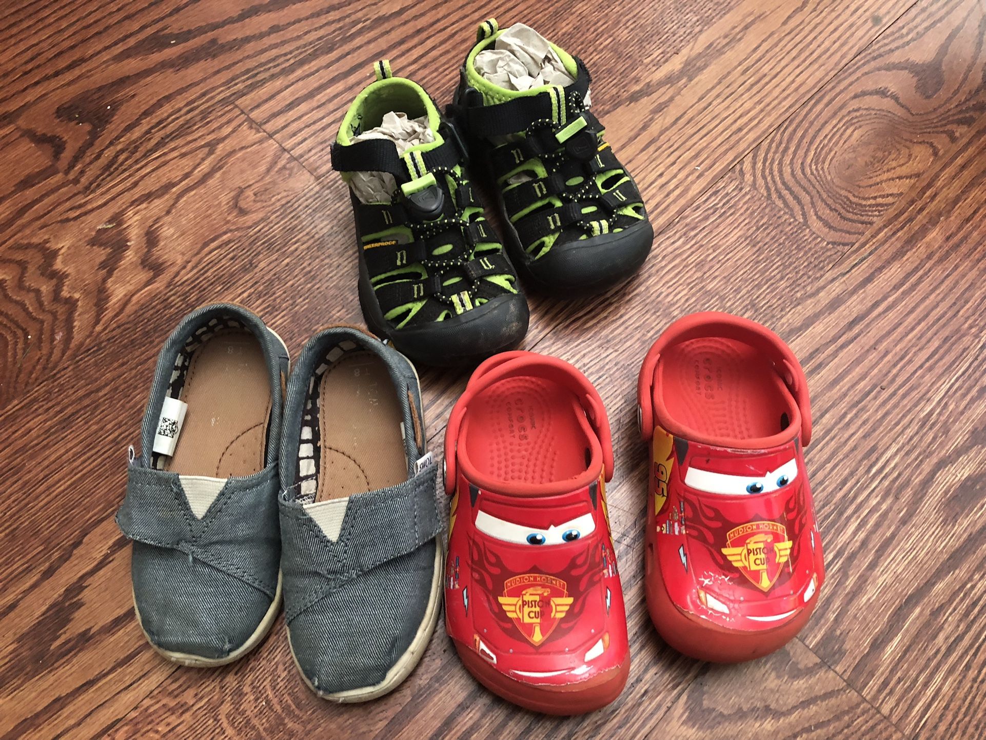 Size 8 Boy Shoes Lot For $5