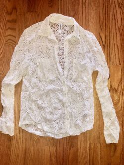 Jr. White Laced Aeropostale Shirt M