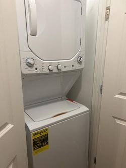 GE Washer and Dryer 2.3 cu. ft. Washer 4.4 cu. ft. Electric Dryer Combo in White