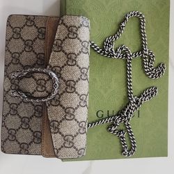 Gucci 
GG Supreme Monogram Super Mini Dionysus Shoulder Bag Taupe