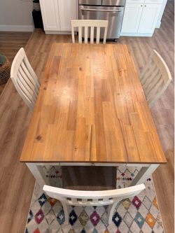Living Spaces Westshore 60” Dining Table Set + 4 Chairs