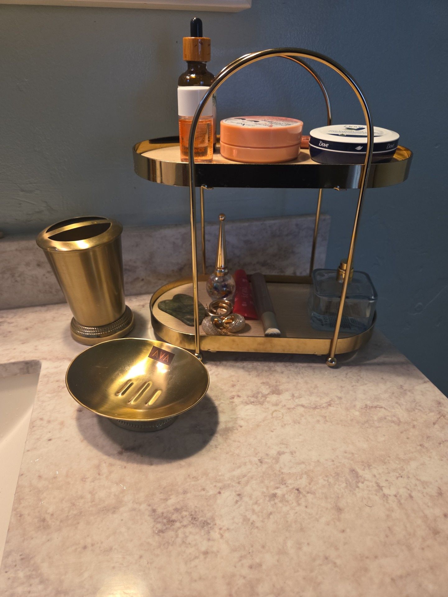 Gold bathroom set