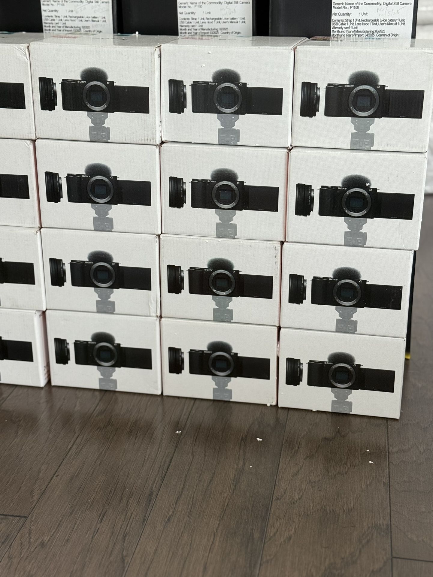 Sony ZV-E10 Camera With 16-50mm Lens & 64GB Memory Card - New & Sealed - Imported