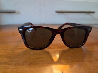 Ray-Ban Wayfarer Sunglasses Made in ITALY