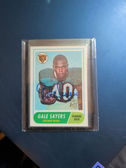 Gale Sayers Signed Chicago Bears Football Card