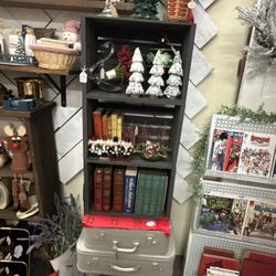 Unique Vintage Storage Crate Shelf