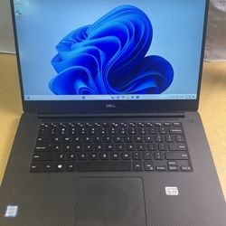 Dell Precision 5520 15.6” I7-7820HQ 16GB RAM 256GB Quadro M1200 Win10Pro 